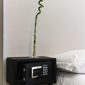 Dormitory Room Mixed